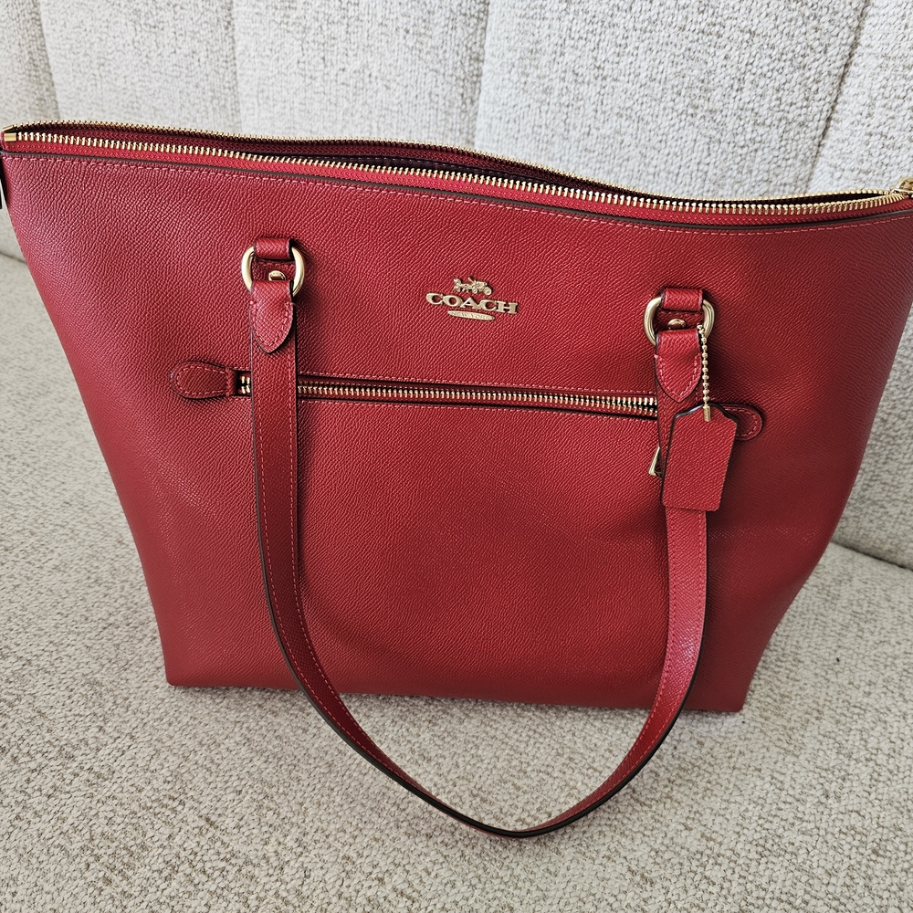 Coach Scarlet Leather Tote